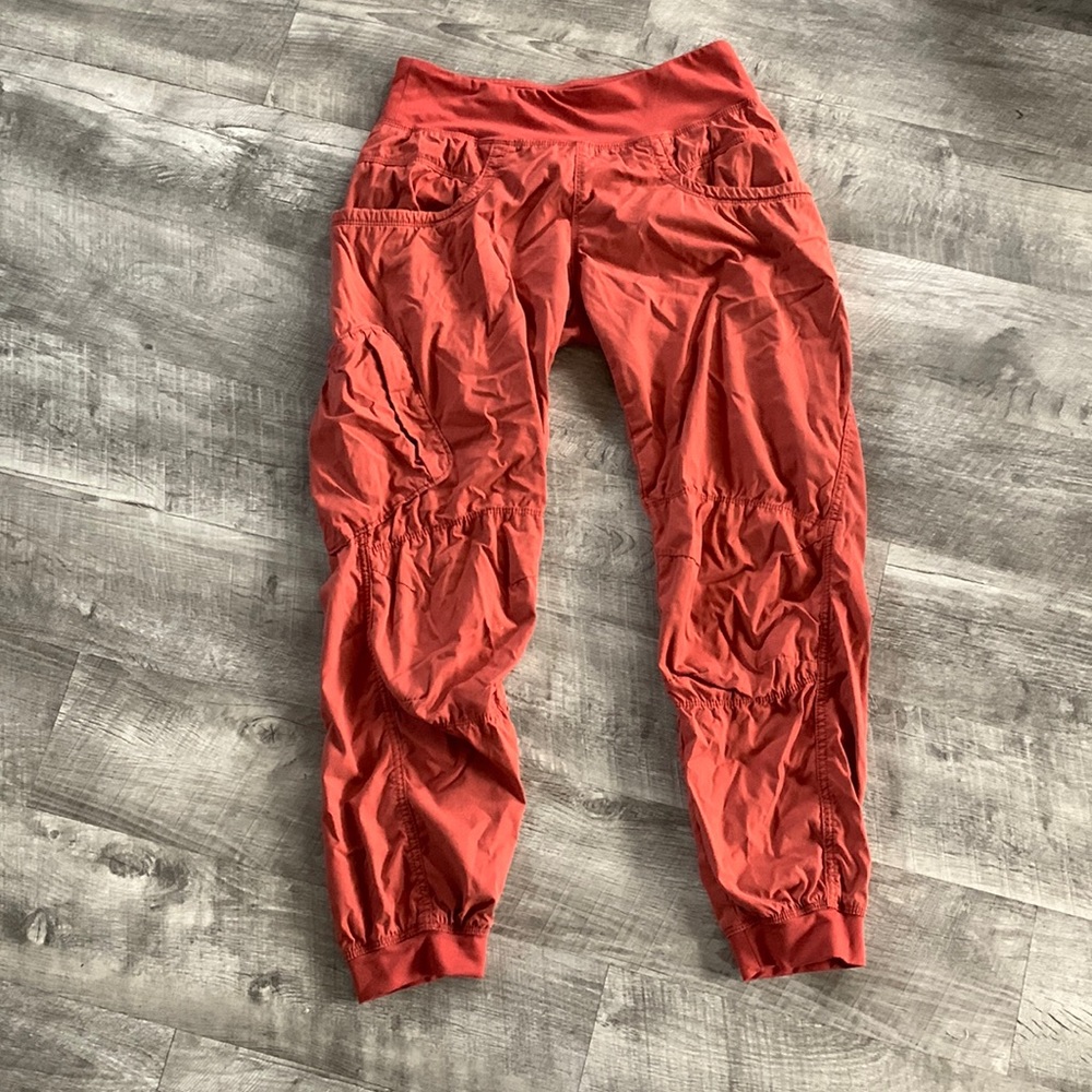 Prana climbing jogger pants. SMALL